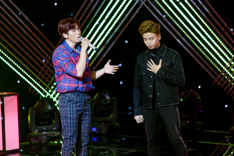 The Voice: Tuấn Ngọc năn nỉ học trò 'chạy ngay đi' khi bị cả Tuấn Hưng và Thanh Hà đòi 'cướp' The Voice: Tuấn Ngọc năn nỉ học trò 'chạy ngay đi' khi bị cả Tuấn Hưng và Thanh Hà đòi 'cướp'