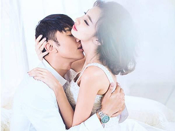Cách làm mới trong quan hệ vợ chồng giúp cả hai thăng hoa cảm xúc - 1 Cách làm mới trong quan hệ vợ chồng giúp cả hai thăng hoa cảm xúc - 1