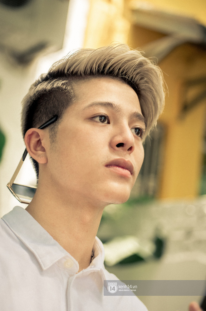 Quang Anh (The Voice Kids) lần đầu thừa nhận thẩm mỹ gương mặt: 'Em thay đổi là để tôn trọng khán giả' - 9 Quang Anh (The Voice Kids) lần đầu thừa nhận thẩm mỹ gương mặt: 'Em thay đổi là để tôn trọng khán giả' - 9