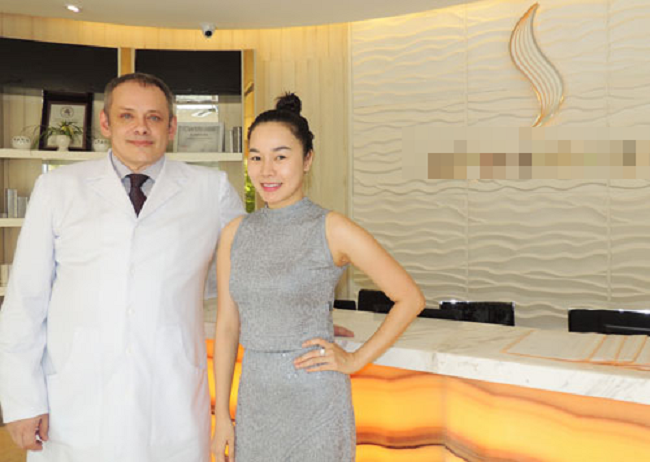 Tội phạm ấu dâm nguy hiểm nhất nước Úc từng xuất hiện ở Việt Nam dưới danh nghĩa chuyên gia thẩm mỹ hợp tác với hàng loạt trung tâm làm đẹp - 3 Tội phạm ấu dâm nguy hiểm nhất nước Úc từng xuất hiện ở Việt Nam dưới danh nghĩa chuyên gia thẩm mỹ hợp tác với hàng loạt trung tâm làm đẹp - 3