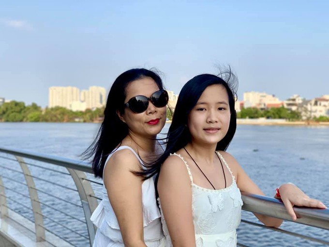 Cuộc sống viên mãn của ca sĩ Mỹ Lệ sau nhiều năm 'ở ẩn': Từ bỏ hào quang, sẵn sàng làm hậu phương vững chắc cho chồng - 6 Cuộc sống viên mãn của ca sĩ Mỹ Lệ sau nhiều năm 'ở ẩn': Từ bỏ hào quang, sẵn sàng làm hậu phương vững chắc cho chồng - 6