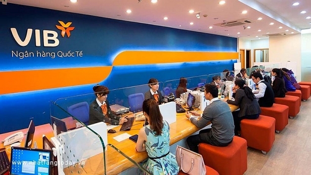 Các ngân hàng vẫn mở cửa làm việc bình thường trong thời gian cách ly toàn xã hội Các ngân hàng vẫn mở cửa làm việc bình thường trong thời gian cách ly toàn xã hội