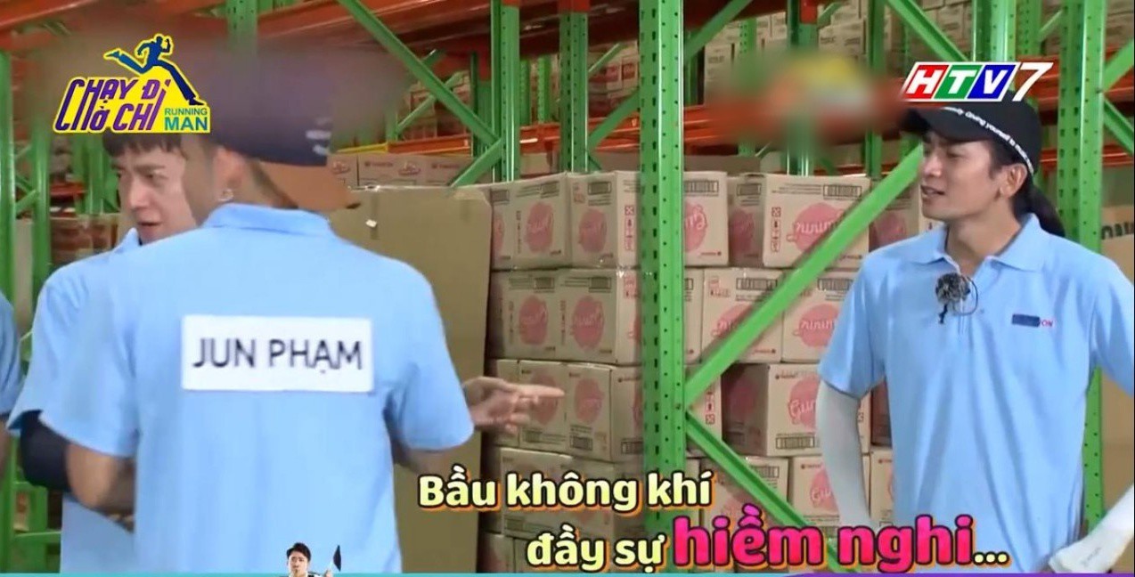 Running Man: Trấn Thành - Ngô Kiến Huy thót tim vì gián điệp, đổ mọi tội lỗi cho 'thánh chơi dơ' BB Trần - 3 Running Man: Trấn Thành - Ngô Kiến Huy thót tim vì gián điệp, đổ mọi tội lỗi cho 'thánh chơi dơ' BB Trần - 3