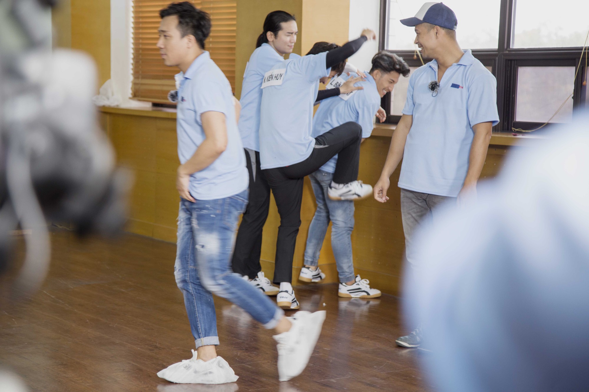 Running Man: Vừa trở lại sau ồn ào kiệt sức đến mức đi cấp cứu, Lan Ngọc đã xé sạch bảng tên đồng nghiệp Running Man: Vừa trở lại sau ồn ào kiệt sức đến mức đi cấp cứu, Lan Ngọc đã xé sạch bảng tên đồng nghiệp
