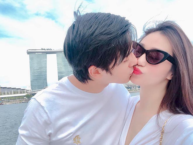 Chàng trai kém 3 tuổi thường xuyên ôm hôn Khánh My nơi công cộng là ai? - 8 Chàng trai kém 3 tuổi thường xuyên ôm hôn Khánh My nơi công cộng là ai? - 8