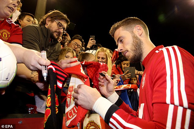 De Gea đồng ý ở lại MU, hưởng lương kỷ lục De Gea đồng ý ở lại MU, hưởng lương kỷ lục