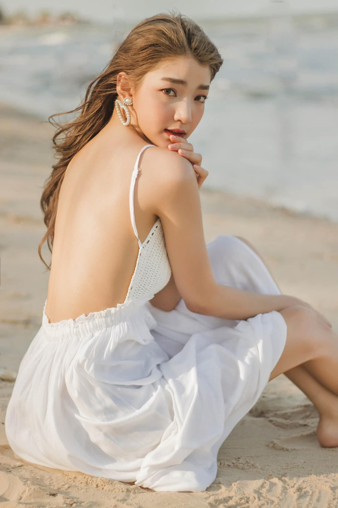 Những 'hot girl đồng phục' Thái Lan vừa trong sáng, vừa quyến rũ - 3 Những 'hot girl đồng phục' Thái Lan vừa trong sáng, vừa quyến rũ - 3