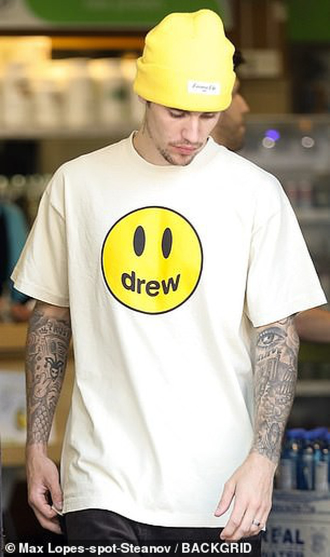 Sau khi hoãn cưới 4 lần, động thái lộ liễu này của Justin Bieber khiến fan sục sôi hy vọng đám cưới thế kỷ đang đến gần - 1 Sau khi hoãn cưới 4 lần, động thái lộ liễu này của Justin Bieber khiến fan sục sôi hy vọng đám cưới thế kỷ đang đến gần - 1