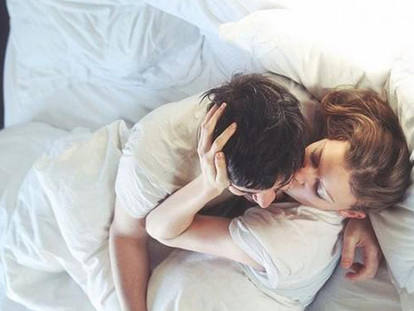 Những tuyệt chiêu làm tình khiến chồng mê mẩn Những tuyệt chiêu làm tình khiến chồng mê mẩn