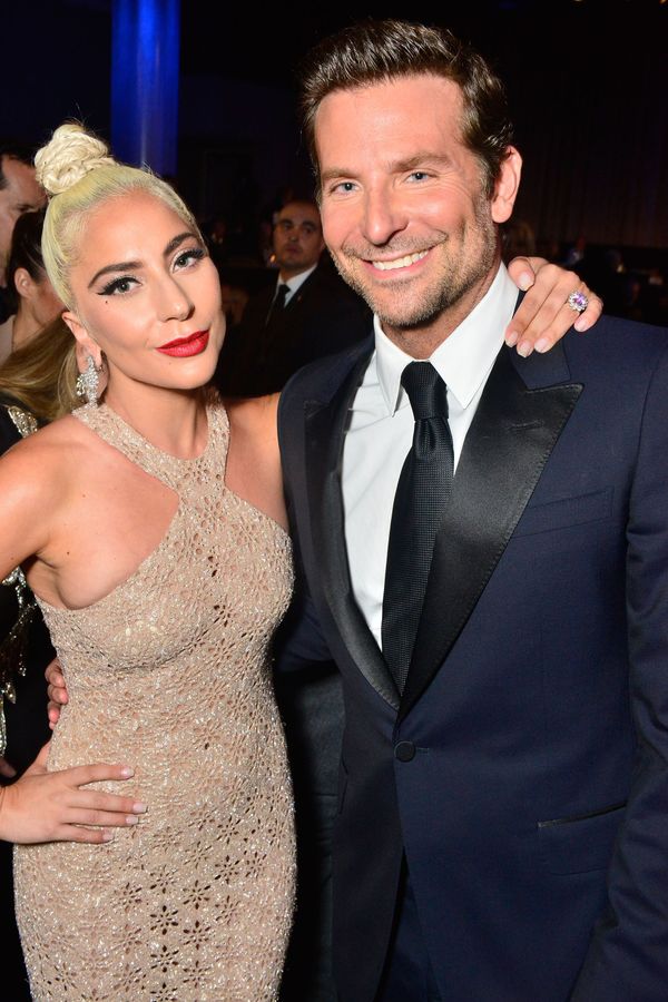 Bradley Cooper và Irina Shayk chia tay sau 4 năm mặn nồng, nghi vấn ngoại tình với Lady Gaga? - 6 Bradley Cooper và Irina Shayk chia tay sau 4 năm mặn nồng, nghi vấn ngoại tình với Lady Gaga? - 6