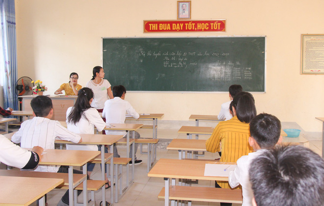 Nghệ An: Xôn xao thông tin đề thi Ngữ văn lớp 10 trùng với đề thi khảo sát chất lượng của một huyện - 2 Nghệ An: Xôn xao thông tin đề thi Ngữ văn lớp 10 trùng với đề thi khảo sát chất lượng của một huyện - 2