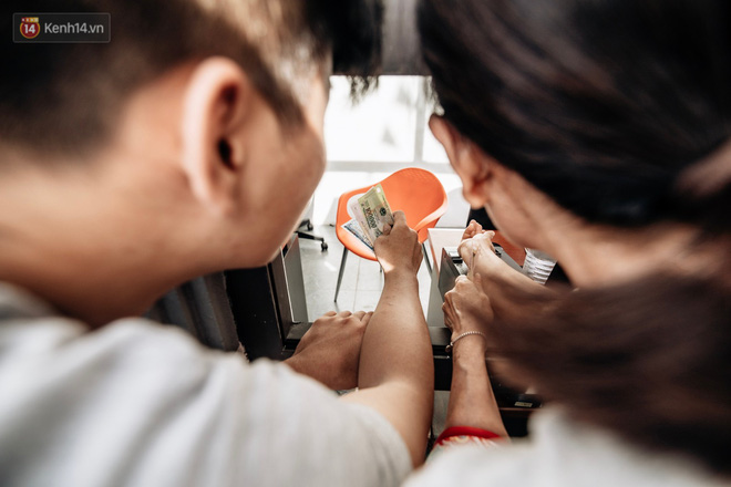 Người dân Hà Nội thích thú trải nghiệm công viên nước hiện đại nhất Thủ đô trong ngày đầu mở cửa - 9 Người dân Hà Nội thích thú trải nghiệm công viên nước hiện đại nhất Thủ đô trong ngày đầu mở cửa - 9