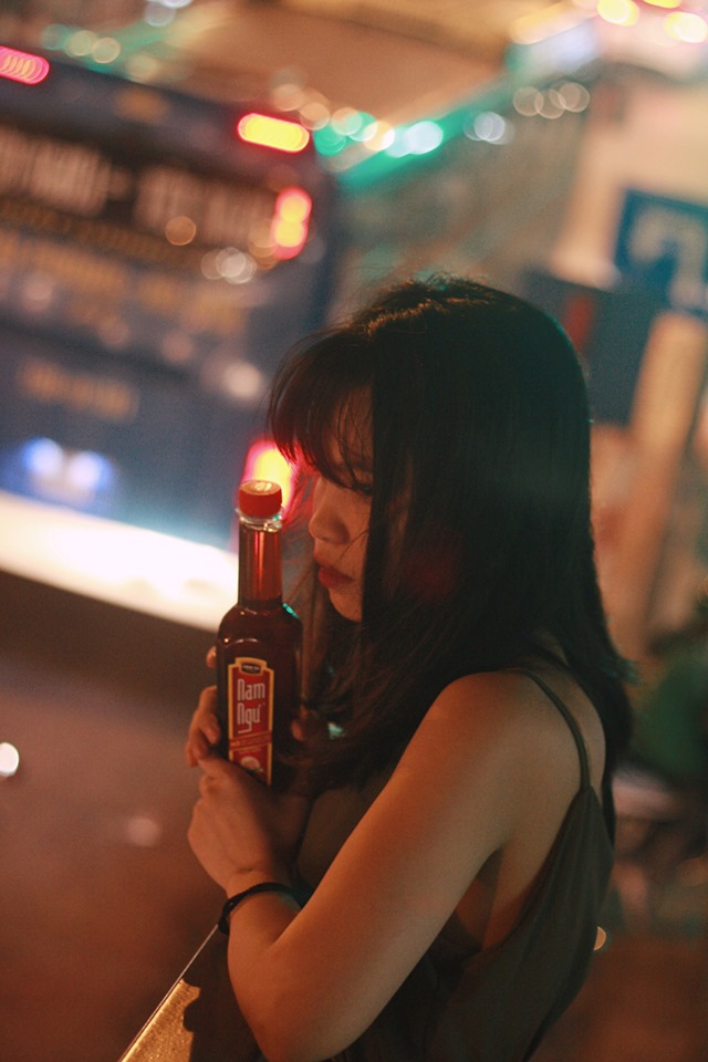 Chán chụp ảnh 'bánh bèo', cô gái nhờ bạn chụp cho bộ ảnh 'bớt nhạt' và cái kết không thể 'mặn hơn'! - 1 Chán chụp ảnh 'bánh bèo', cô gái nhờ bạn chụp cho bộ ảnh 'bớt nhạt' và cái kết không thể 'mặn hơn'! - 1