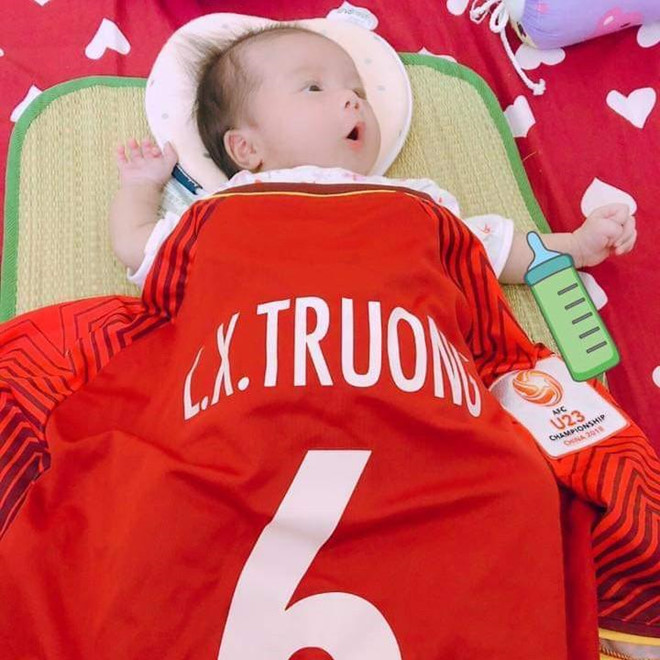 Bộ sưu tập áo đấu chứng minh Hải Quế là 'fan cứng' của Xuân Trường - 4 Bộ sưu tập áo đấu chứng minh Hải Quế là 'fan cứng' của Xuân Trường - 4