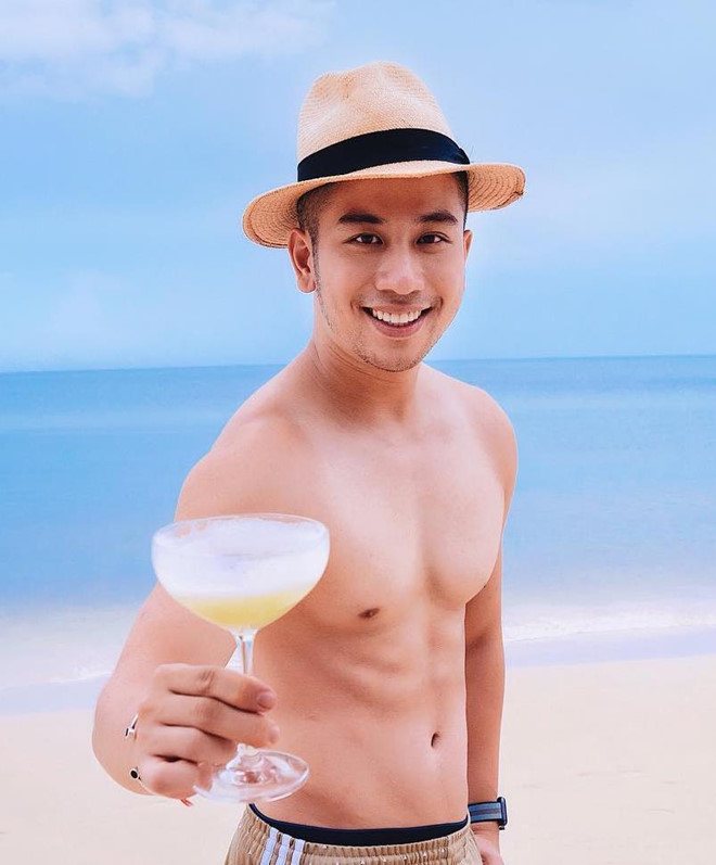 Các nam vlogger điển trai, body 6 múi, gu ăn mặc 'chất lừ' - 7 Các nam vlogger điển trai, body 6 múi, gu ăn mặc 'chất lừ' - 7