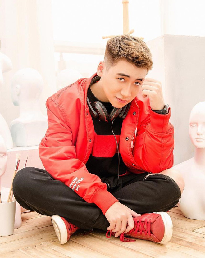 Các nam vlogger điển trai, body 6 múi, gu ăn mặc 'chất lừ' - 10 Các nam vlogger điển trai, body 6 múi, gu ăn mặc 'chất lừ' - 10