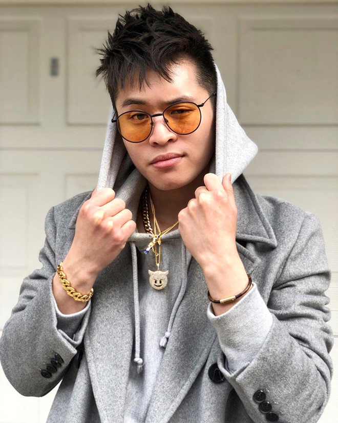 Các nam vlogger điển trai, body 6 múi, gu ăn mặc 'chất lừ' - 14 Các nam vlogger điển trai, body 6 múi, gu ăn mặc 'chất lừ' - 14