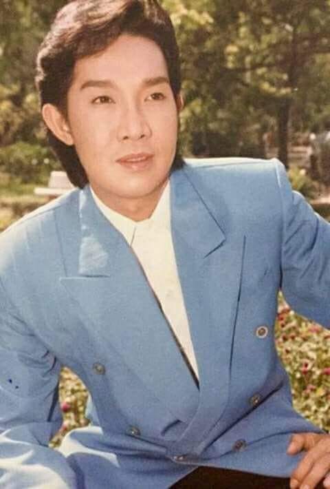 Sau hai năm chữa bệnh, dung mạo 'ông hoàng cải lương Hồ Quảng' Vũ Linh giờ ra sao? - 3 Sau hai năm chữa bệnh, dung mạo 'ông hoàng cải lương Hồ Quảng' Vũ Linh giờ ra sao? - 3