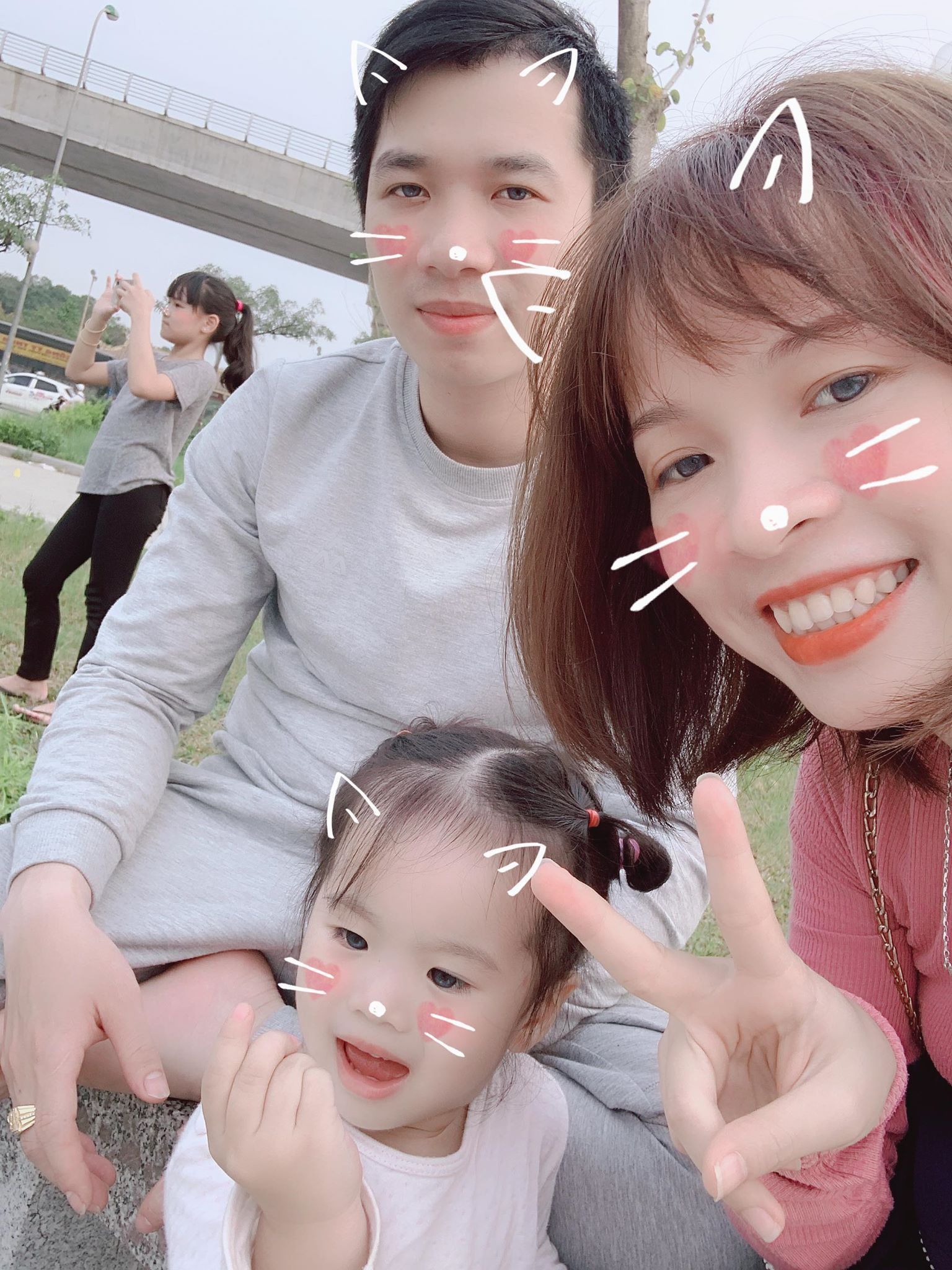 Với 160 triệu đồng, vợ chồng trẻ liều mình mua nhà 3 tầng Hà Nội khiến ai cũng sửng sốt và đây là trọn bộ bí quyết - 1 Với 160 triệu đồng, vợ chồng trẻ liều mình mua nhà 3 tầng Hà Nội khiến ai cũng sửng sốt và đây là trọn bộ bí quyết - 1