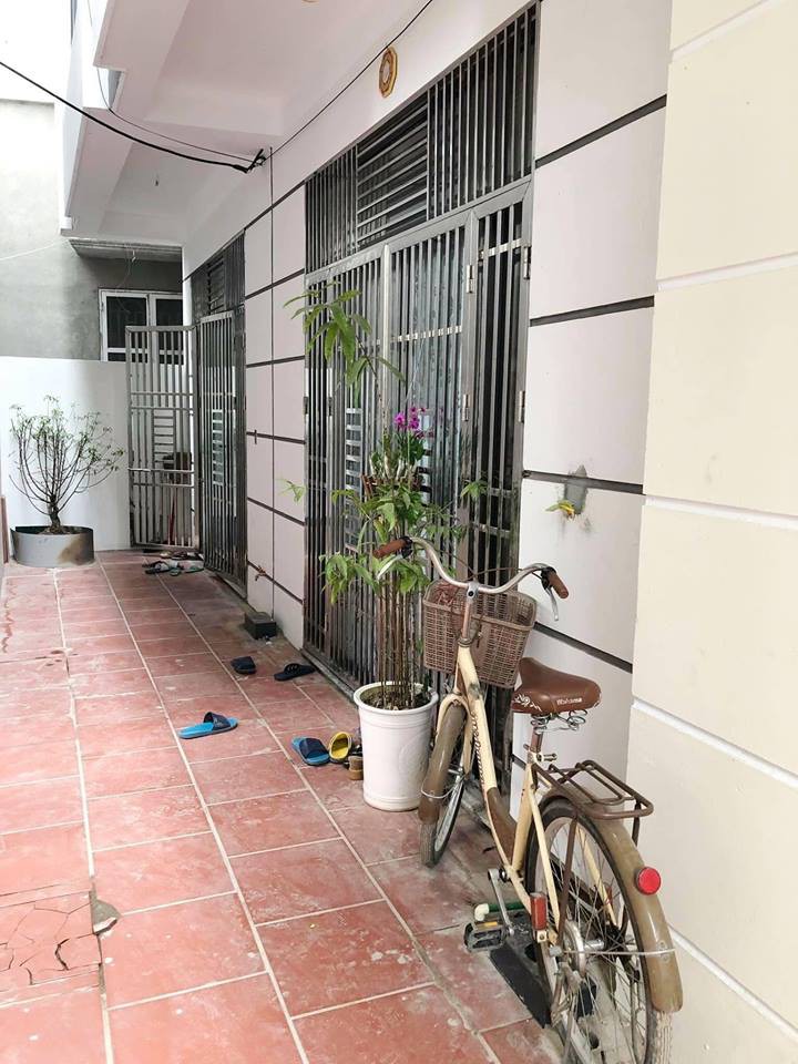 Với 160 triệu đồng, vợ chồng trẻ liều mình mua nhà 3 tầng Hà Nội khiến ai cũng sửng sốt và đây là trọn bộ bí quyết - 3 Với 160 triệu đồng, vợ chồng trẻ liều mình mua nhà 3 tầng Hà Nội khiến ai cũng sửng sốt và đây là trọn bộ bí quyết - 3