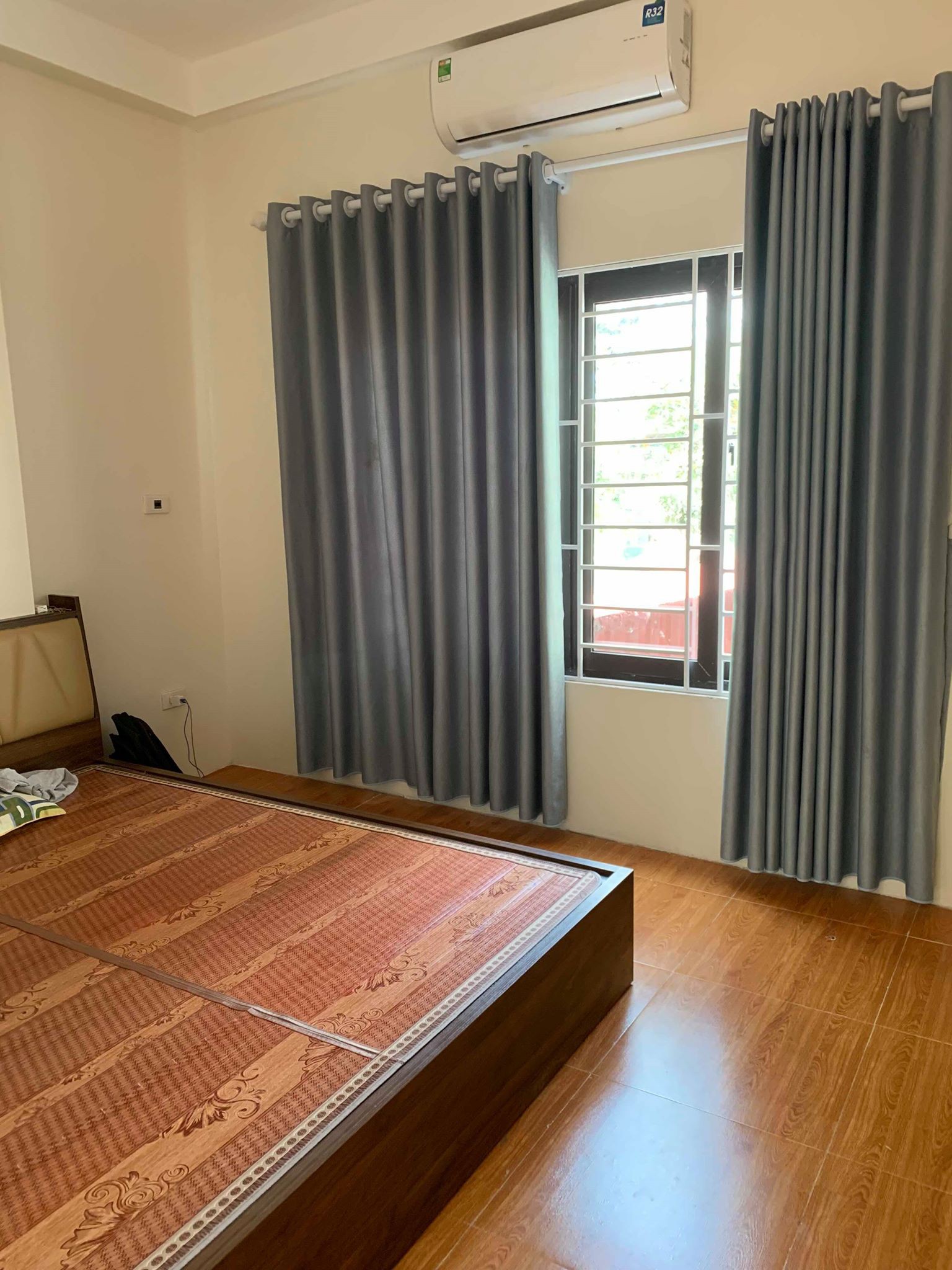 Với 160 triệu đồng, vợ chồng trẻ liều mình mua nhà 3 tầng Hà Nội khiến ai cũng sửng sốt và đây là trọn bộ bí quyết - 5 Với 160 triệu đồng, vợ chồng trẻ liều mình mua nhà 3 tầng Hà Nội khiến ai cũng sửng sốt và đây là trọn bộ bí quyết - 5