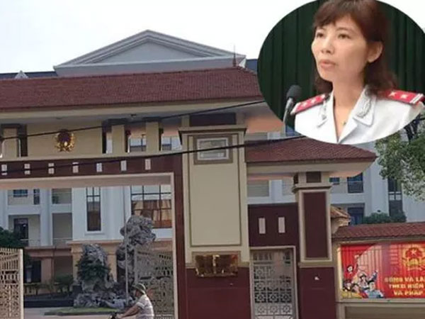 Thêm một nữ cán bộ đoàn Thanh tra Bộ Xây dựng vòi tiền ở Vĩnh Phúc bị tạm giữ Thêm một nữ cán bộ đoàn Thanh tra Bộ Xây dựng vòi tiền ở Vĩnh Phúc bị tạm giữ