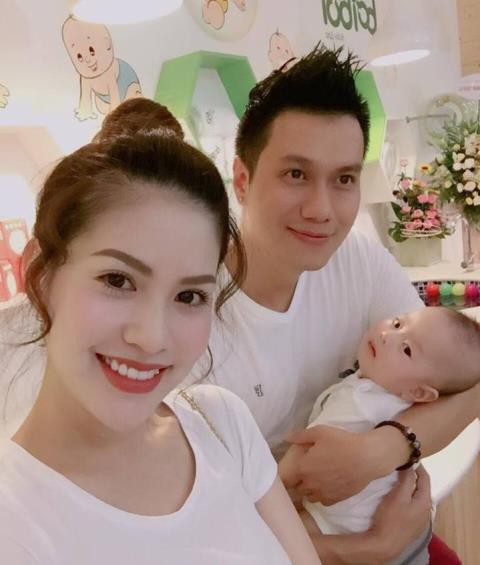 Vợ chồng Việt Anh trước ly hôn: 7 năm chung sống không một đám cưới, nhiều lần trục trặc nghi do có người thứ 3 Vợ chồng Việt Anh trước ly hôn: 7 năm chung sống không một đám cưới, nhiều lần trục trặc nghi do có người thứ 3