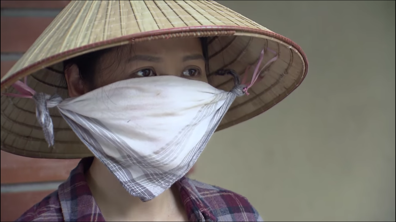 'Về nhà đi con': Quá quắt đỉnh điểm, Thư xúc phạm người lớn tuổi giữa đường giữa chợ, khán giả phẫn nộ đòi một cái tát 'Về nhà đi con': Quá quắt đỉnh điểm, Thư xúc phạm người lớn tuổi giữa đường giữa chợ, khán giả phẫn nộ đòi một cái tát