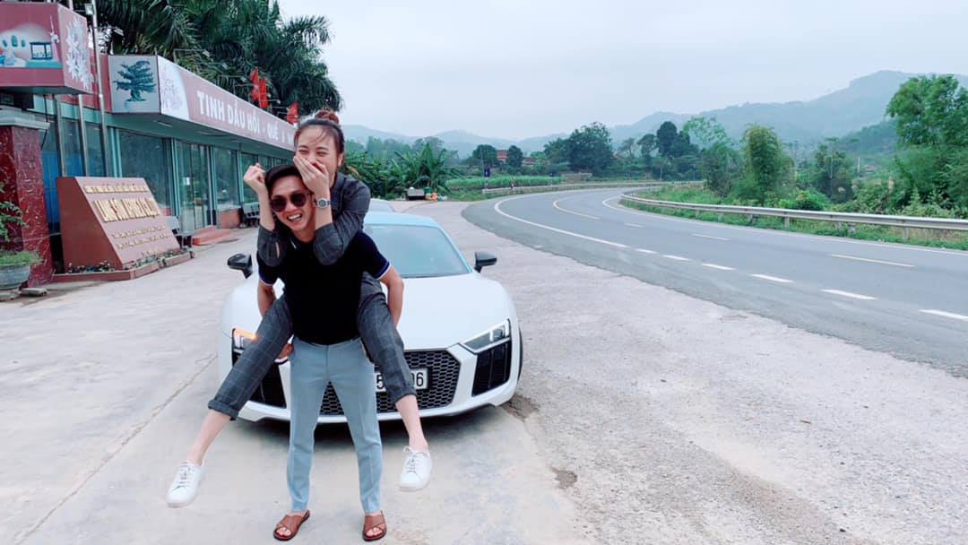 Đàm Thu Trang “'nắm giữ' trái tim Cường Đô La một phần cũng nhờ gu thời trang tinh tế nhường này - 8 Đàm Thu Trang “'nắm giữ' trái tim Cường Đô La một phần cũng nhờ gu thời trang tinh tế nhường này - 8