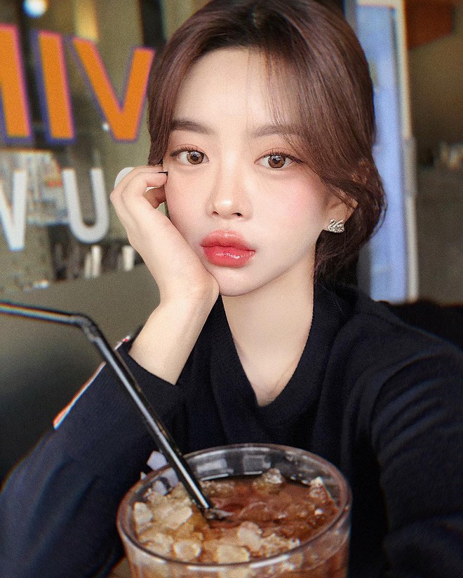 Muốn nhan sắc 'lên hương', các cô nàng phải cập nhật ngay 5 kiểu makeup đang làm mưa làm gió này - 15 Muốn nhan sắc 'lên hương', các cô nàng phải cập nhật ngay 5 kiểu makeup đang làm mưa làm gió này - 15