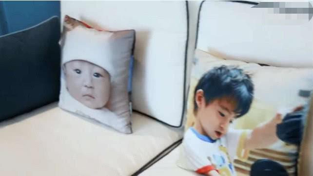 Hình ảnh quý tử thứ 3 nhà Trương Bá Chi và người tình bí mật lần đầu tiên bị paparazzi Hong Kong 'tóm' được - 4 Hình ảnh quý tử thứ 3 nhà Trương Bá Chi và người tình bí mật lần đầu tiên bị paparazzi Hong Kong 'tóm' được - 4