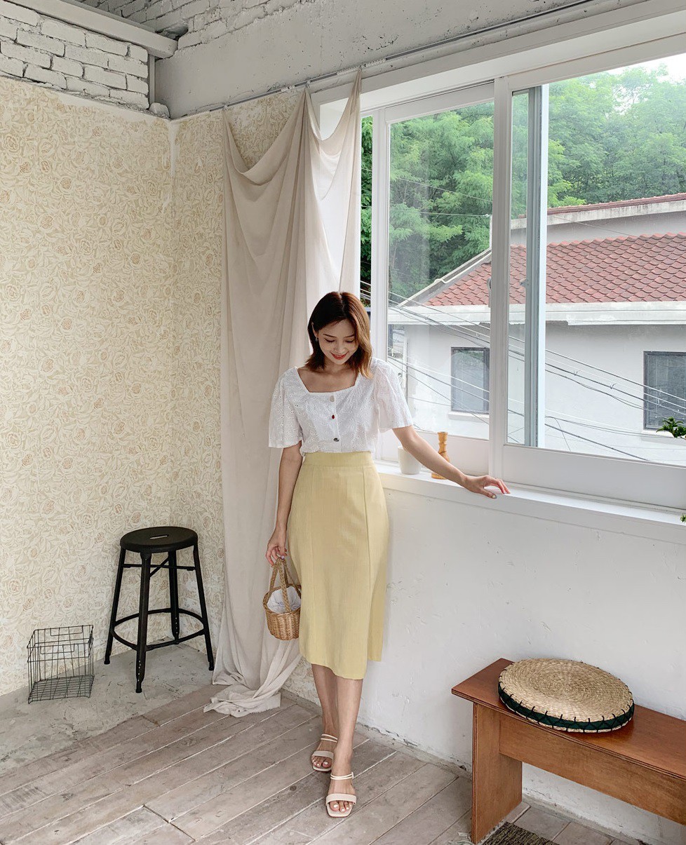 Không cần biết bạn sở hữu đôi chân 'cột đình' hay không, cứ diện 4 items này thì chân ai cũng nhỏ đi bội phần - 10 Không cần biết bạn sở hữu đôi chân 'cột đình' hay không, cứ diện 4 items này thì chân ai cũng nhỏ đi bội phần - 10
