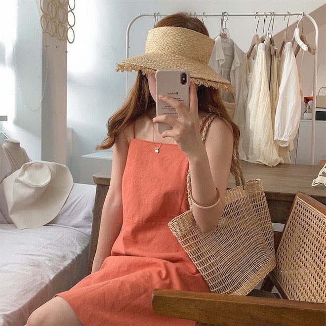 Nếu mặc gì cũng muốn lịm đi vì nóng, 3 cách lên đồ với vải thô mát rượi từ đầu đến chân này chính là dành cho bạn - 8 Nếu mặc gì cũng muốn lịm đi vì nóng, 3 cách lên đồ với vải thô mát rượi từ đầu đến chân này chính là dành cho bạn - 8