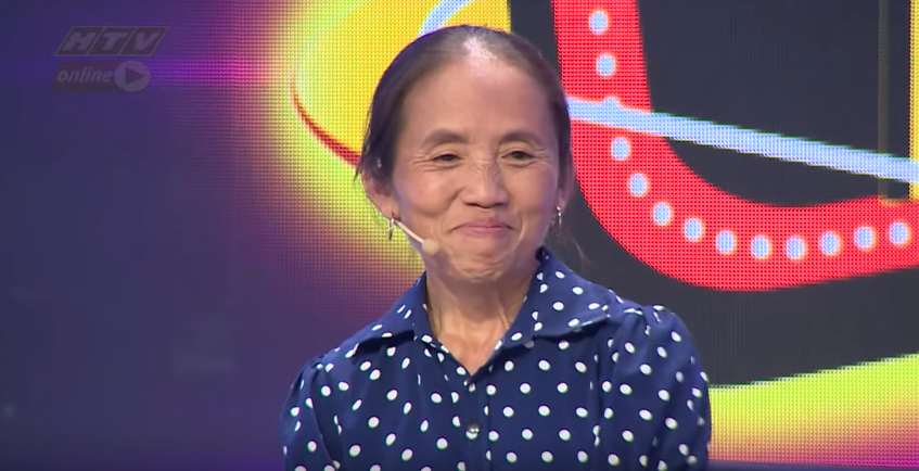 Người bí ẩn: 'Bà Tân Vê Lốc' xuất hiện tươi tắn, chia sẻ về lý do thích mặc áo chấm bi - 3 Người bí ẩn: 'Bà Tân Vê Lốc' xuất hiện tươi tắn, chia sẻ về lý do thích mặc áo chấm bi - 3