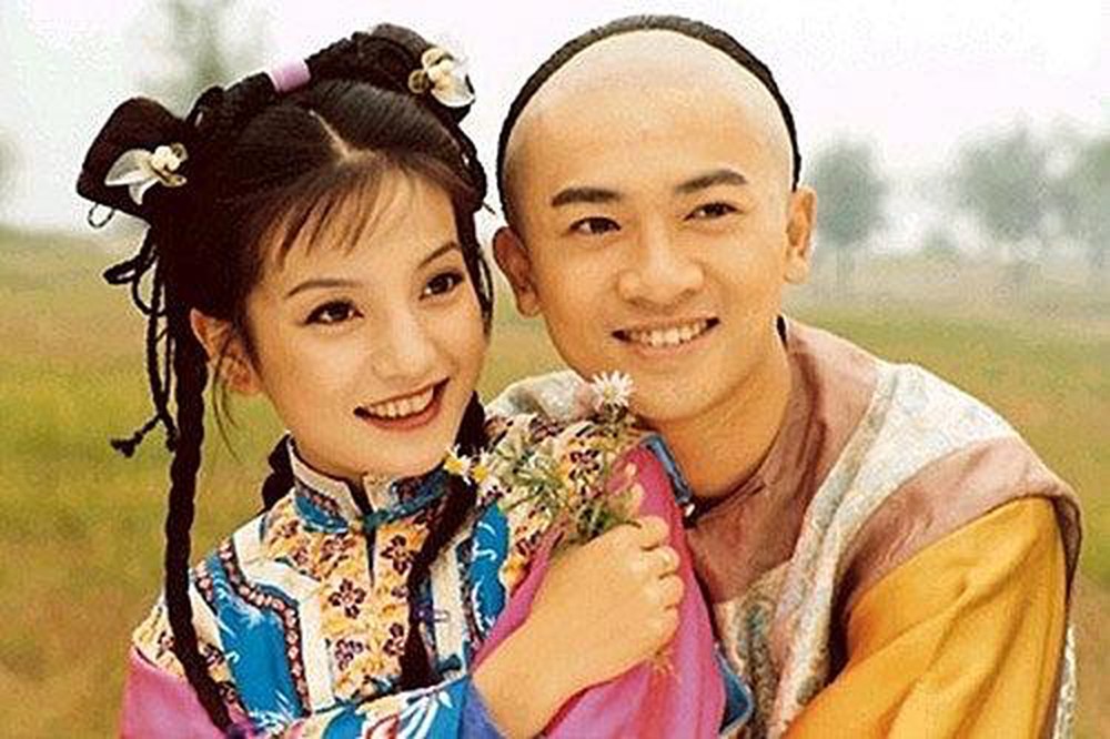 Hơn 20 năm kể từ 'Hoàn Châu Cách Cách', 'Ngũ A Ca' Tô Hữu Bằng vẫn giữ được vẻ trẻ trung, thư sinh đáng nể ở tuổi 46 - 7 Hơn 20 năm kể từ 'Hoàn Châu Cách Cách', 'Ngũ A Ca' Tô Hữu Bằng vẫn giữ được vẻ trẻ trung, thư sinh đáng nể ở tuổi 46 - 7