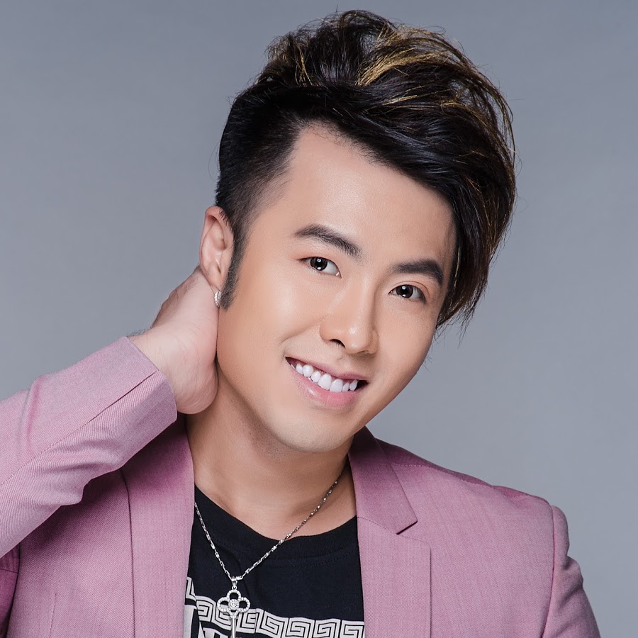 Trở lại sau cuộc 'đại tu nhan sắc', diện mạo của Akira Phan đã thay đổi thế nào? Trở lại sau cuộc 'đại tu nhan sắc', diện mạo của Akira Phan đã thay đổi thế nào?