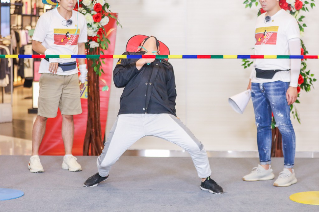 Running Man: Anh Đức tức giận bỏ về, bùng nổ vì bị chơi xấu khiến ai cũng sốc - 2 Running Man: Anh Đức tức giận bỏ về, bùng nổ vì bị chơi xấu khiến ai cũng sốc - 2