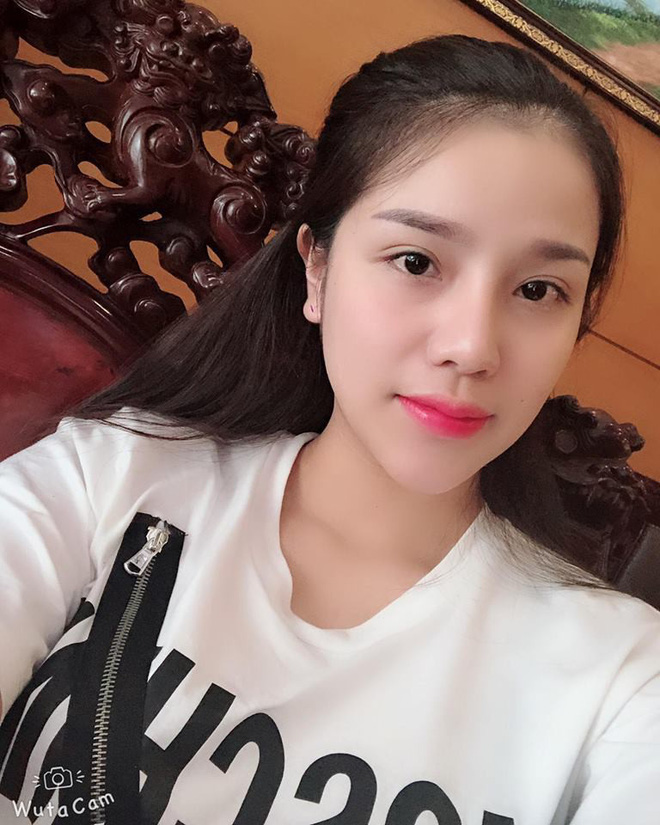 Tất tần tật thông tin về Khánh Linh - cô dâu của Bùi Tiến Dũng: Từng bị nghi PTTM và gia thế giàu có bậc 'khủng' tại Bắc Ninh - 1 Tất tần tật thông tin về Khánh Linh - cô dâu của Bùi Tiến Dũng: Từng bị nghi PTTM và gia thế giàu có bậc 'khủng' tại Bắc Ninh - 1