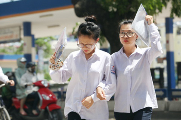 Dự báo thời tiết 26/6, Hà Nội nắng nóng trong ngày thứ 2 thi THPT Dự báo thời tiết 26/6, Hà Nội nắng nóng trong ngày thứ 2 thi THPT