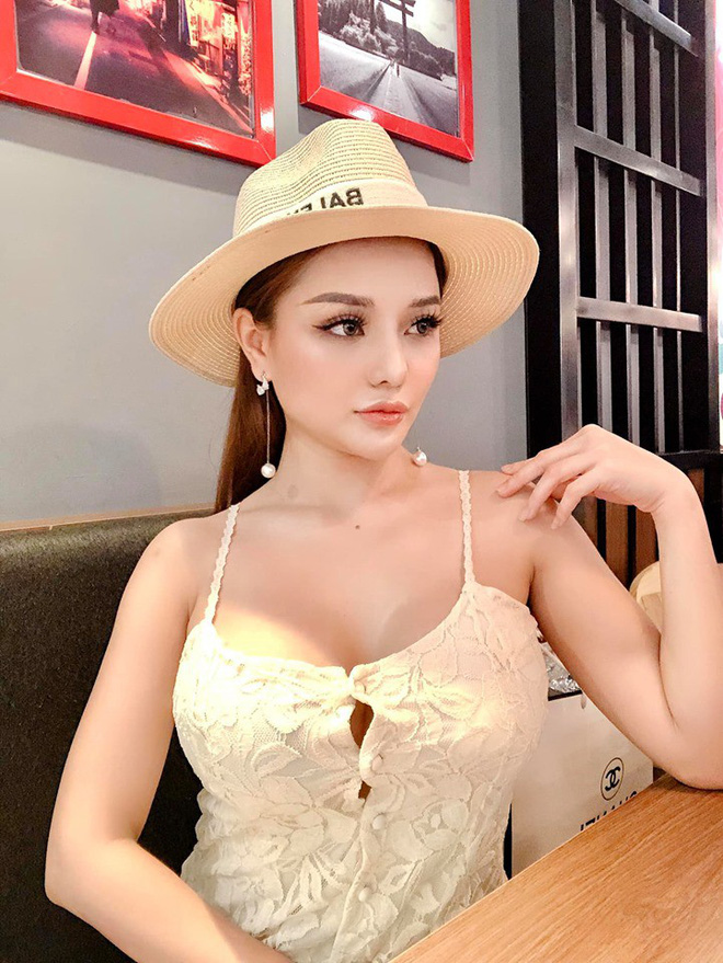 Mon 2k phân trần về cảnh 'hôn tụt lưỡi' trên truyền hình: 'Xem lại cũng hơi quá đà nhưng lúc đó không kiểm soát được gì cả' - 2 Mon 2k phân trần về cảnh 'hôn tụt lưỡi' trên truyền hình: 'Xem lại cũng hơi quá đà nhưng lúc đó không kiểm soát được gì cả' - 2