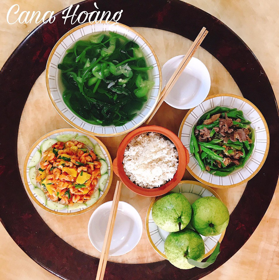 Ngày nào cũng nấu mâm cơm vừa đẹp vừa ngon, vợ trẻ khiến chồng có bận rộn mấy cũng muốn về sớm ăn cơm - 6 Ngày nào cũng nấu mâm cơm vừa đẹp vừa ngon, vợ trẻ khiến chồng có bận rộn mấy cũng muốn về sớm ăn cơm - 6