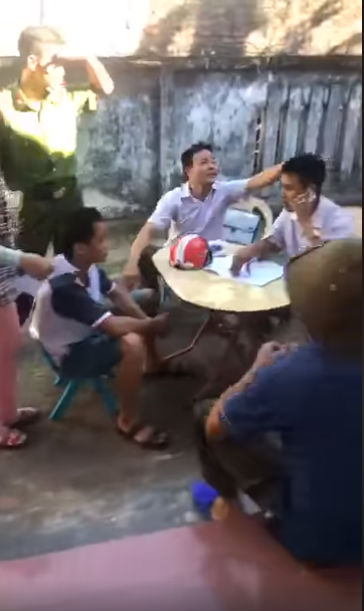 Hy hữu: Nam thanh niên đi ăn trộm nhưng 'não cá vàng', ngủ quên tại nhà chủ đến 3 ngày vì 'mát mẻ' Hy hữu: Nam thanh niên đi ăn trộm nhưng 'não cá vàng', ngủ quên tại nhà chủ đến 3 ngày vì 'mát mẻ'
