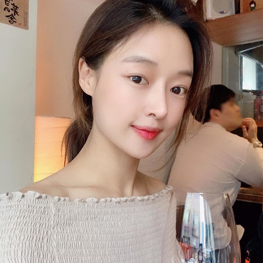 Là 'thánh ăn' mà vẫn muốn có da đẹp thì làm sao: bạn chỉ cần chú trọng 4 bước skincare này mà thôi - 1 Là 'thánh ăn' mà vẫn muốn có da đẹp thì làm sao: bạn chỉ cần chú trọng 4 bước skincare này mà thôi - 1