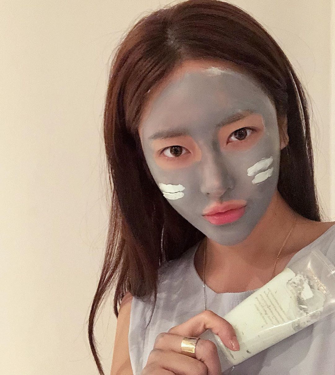 Là 'thánh ăn' mà vẫn muốn có da đẹp thì làm sao: bạn chỉ cần chú trọng 4 bước skincare này mà thôi - 2 Là 'thánh ăn' mà vẫn muốn có da đẹp thì làm sao: bạn chỉ cần chú trọng 4 bước skincare này mà thôi - 2