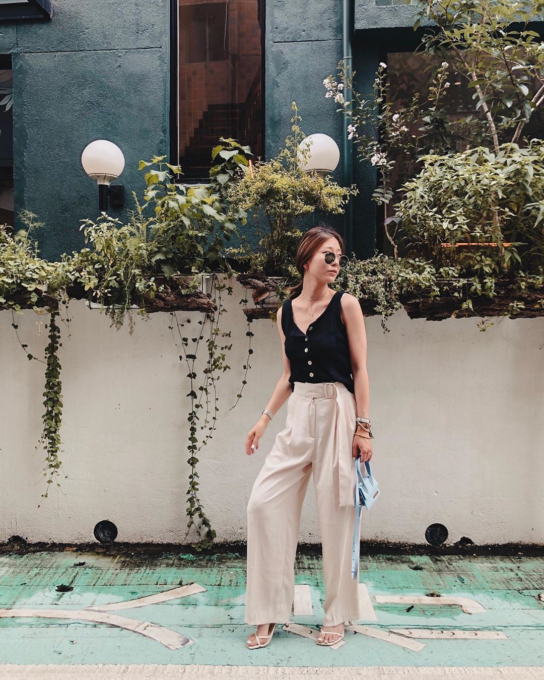 Hè đã qua già nửa nhưng style của bạn vẫn 'chán đời' hết sức? Hãy học ngay 12 ý tưởng sau để hóa quý cô sành điệu - 7 Hè đã qua già nửa nhưng style của bạn vẫn 'chán đời' hết sức? Hãy học ngay 12 ý tưởng sau để hóa quý cô sành điệu - 7