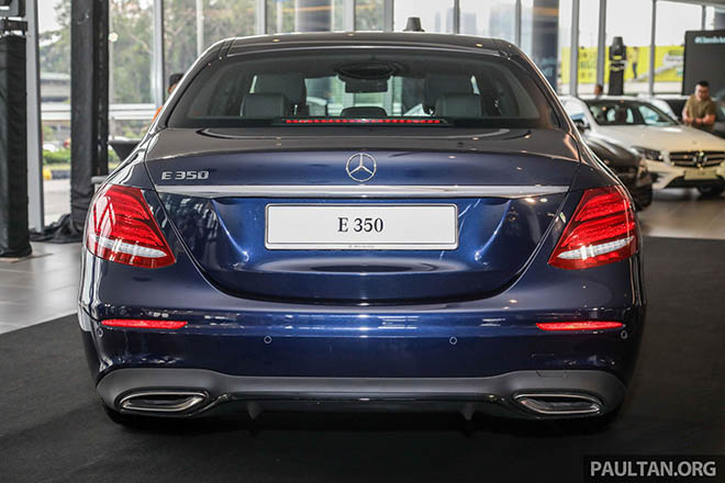 Chi tiết hình ảnh Mercedes-Benz E350 AMG Line sắp ra mắt tại Việt Nam - 8 Chi tiết hình ảnh Mercedes-Benz E350 AMG Line sắp ra mắt tại Việt Nam - 8