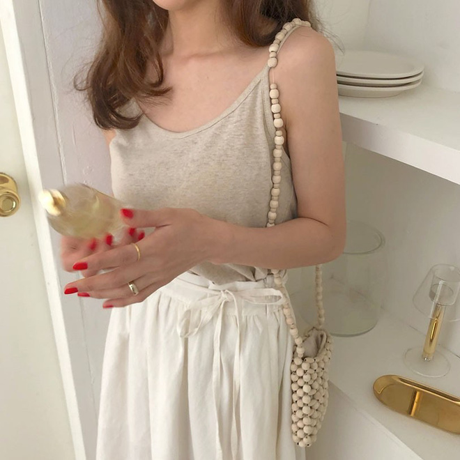 4 kiểu túi xinh nhất hè năm nay: chiều lòng từ nàng cá tính đến bánh bèo, đeo lên là nâng tầm phong cách tắp lự - 4 4 kiểu túi xinh nhất hè năm nay: chiều lòng từ nàng cá tính đến bánh bèo, đeo lên là nâng tầm phong cách tắp lự - 4