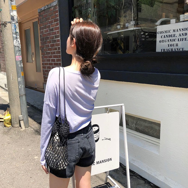 4 kiểu túi xinh nhất hè năm nay: chiều lòng từ nàng cá tính đến bánh bèo, đeo lên là nâng tầm phong cách tắp lự - 11 4 kiểu túi xinh nhất hè năm nay: chiều lòng từ nàng cá tính đến bánh bèo, đeo lên là nâng tầm phong cách tắp lự - 11