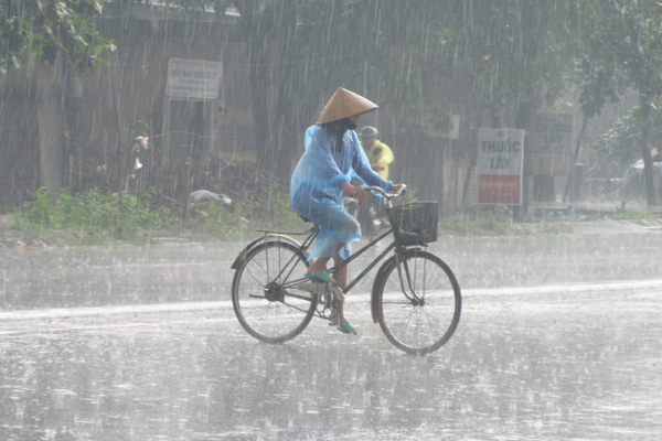 Dự báo thời tiết 10/7, mưa dông chấm dứt nắng nóng ở Bắc Bộ Dự báo thời tiết 10/7, mưa dông chấm dứt nắng nóng ở Bắc Bộ