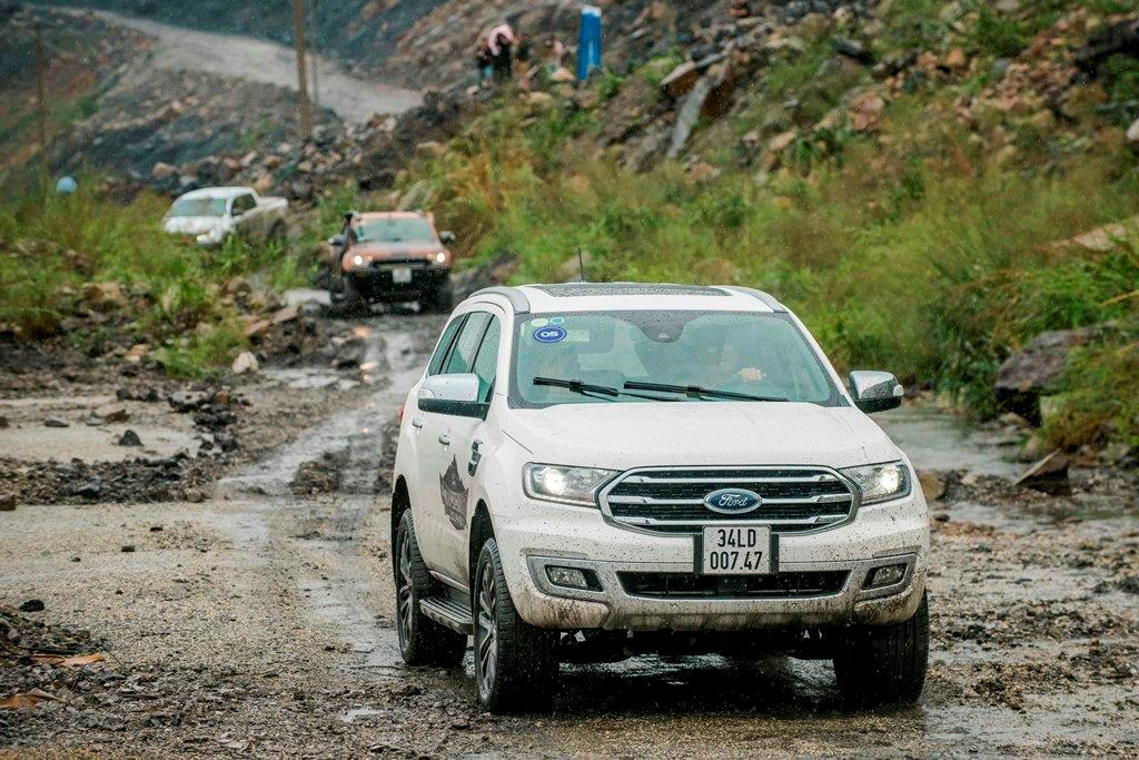 Từ 1,2 đến 1,4 tỷ đồng, chọn Mazda CX-8 hay Ford Everest? - 7 Từ 1,2 đến 1,4 tỷ đồng, chọn Mazda CX-8 hay Ford Everest? - 7
